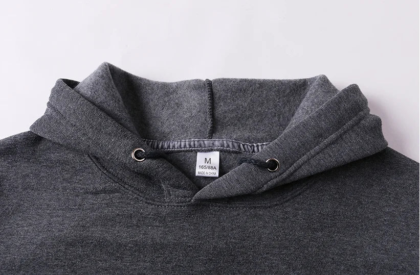 Streetwear Silhouette Hoodie | Oversized Look im japanischen Stil